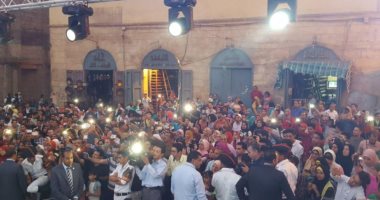 بالصور.. أكبر ديفلية "كرنفال شعبى" ضمن فعاليات مهرجان سماع بشارع المعز