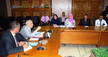 محافظ شمال سيناء يعقد اجتماعا لتنظيم عمل جمعيات "الروضة" الأهلية والحكومية