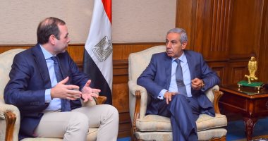 وزير التجارة والصناعة يبحث مع شركة بوش خطط الاستثمار فى السوق المصرية