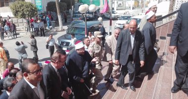 بالصور.. رئيس جامعة بنى سويف يستقبل وزير الأوقاف