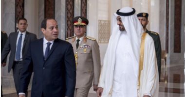 محمد بن زايد ينشر صور استقباله للرئيس السيسي فى الإمارات