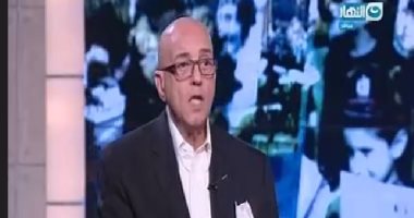 بالفيديو..محمد سلماوى لـ"جابر القرموطى": "أنت لاسع وخفت آجى ألاقيك لابس مايوه"