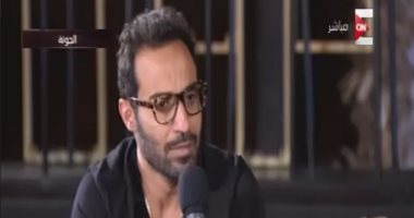 أحمد فهمى لـ"ON E" عن مداعبته عمرو دياب: "مش قصدى.. وهرّجت على نفسى كمان"
