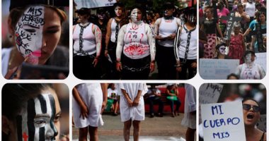 مظاهرة نسائية بالسلاسل الحديدية لإلغاء تجريم الإجهاض فى السلفادور