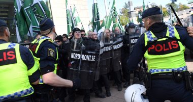 إصابة 3 شرطيين فى السويد خلال تظاهرة مناهضة لليمين المتطرف