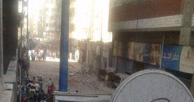 قارئ يشارك بصور انهيار جدران عقار فى كامب شيزار بالإسكندرية