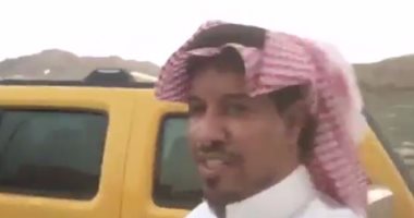 بعد السماح للمرأة بقيادة السيارة.. سعودى يهدى زوجته "هامر"