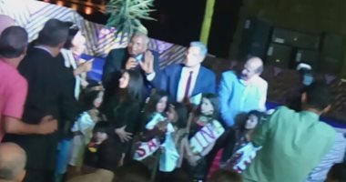 بالفيديو والصور.. وزير الزراعة ومحافظ الوادى الجديد يشهدان حفل اختيار ملكة جمال البلح