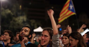 بالصور.. كتالونيا تحتفل بتصويت 90% من مواطنيها على الانفصال عن إسبانيا