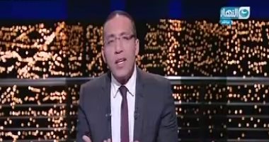بالفيديو.. خالد صلاح يطالب بتوجيه جزء من أموال الزكاة لبناء المدارس لتخفيف الكثافات