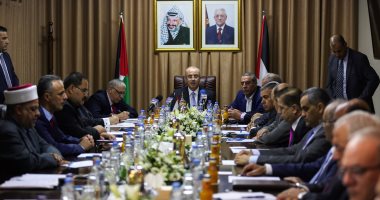 بالصور.. الحكومة الفلسطينية تعقد أول اجتماع لها فى غزة منذ عام 2014  