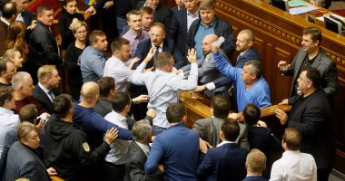 أوكرانيا تمدد قانون "الوضع الخاص" للشرق الانفصالى