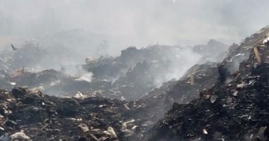 بالصور.. شكوى من حرق القمامة فى قرية بلقس بالقليوبية.. ومواطن: "اتخنقنا"