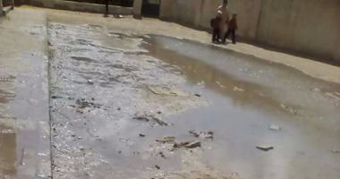 قارئ يشكو غرق مدرسة كلية الزراعة الرسمية فى الإسكندرية بمياه الصرف الصحى