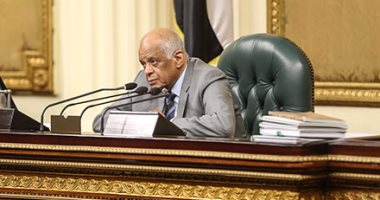 رئيس البرلمان للنواب: تحدثوا عن مشاكل كل المصريين ونغمة قبلى وبحرى لازم تختفى