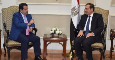 وزير البترول يجرى جلسة مباحثات مع رئيس شركة "ابيكورب" حول مشروعاتها بمصر