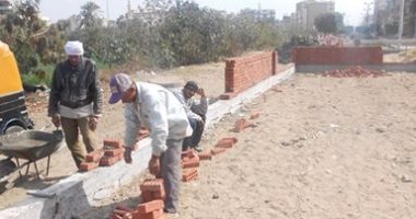 بالصور.. أهالى قرية الشرق بالإسماعيلية يطالبون بتقنين أوضاعهم مع "الأوقاف"