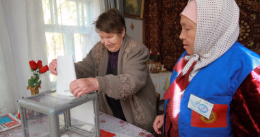 بالصور.. انطلاق الانتخابات الرئاسية فى قرغيزستان