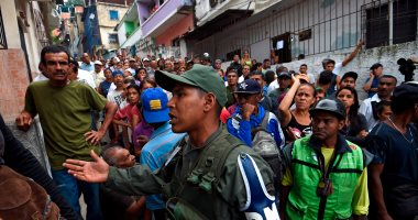 أعمال نهب تغلق المتاجر وتشيع الخوف فى فنزويلا