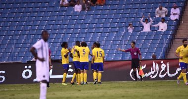 بالفيديو.. الحضرى يتألق فى تعادل النصر مع التعاون 1 - 1 بالشوط الأول 