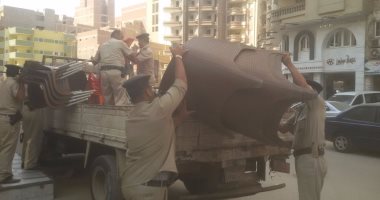 تحرير 81 مخالفة إزالة إشغالات ومخلفات عربات الحنطور بمدينة الأقصر