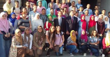 سكرتير عام بنى سويف يلتقى 47 طالبا يشاركون  في مؤتمر  " معا لمصر  "