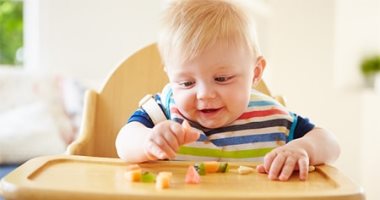 نصائح لتغذية الطفل من عمر 4 أشهر إلى 36 شهرا