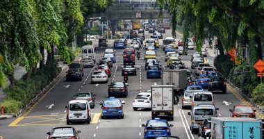 جارديان: وقف إصدار تراخيص جديدة للسيارات فى سنغافورة اعتبارا من فبراير 2018