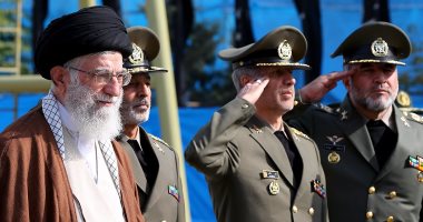 المرشد الإيرانى متحديًا دونالد ترامب: لن نتفاوض على قدرتنا الدفاعية