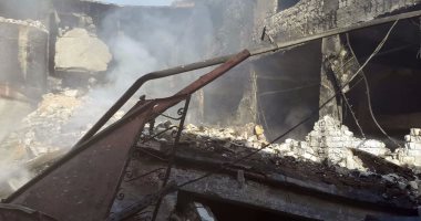 بالصور.. انهيار مصنع الكيماويات بالإسكندرية بعد اشتعال النيران فيه بالكامل