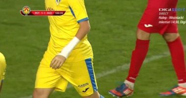 مفيش مستحيل.. لاعب يخوض مباراته الأولى فى رومانيا بذراع مقطوعة
