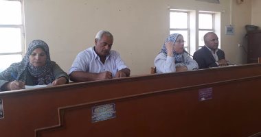 المجلس التنفيذى لمدينة بنها يناقش التعدى على الأراضى الزراعية 