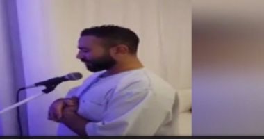 بالفيديو.. أحمد سعد يصلى القيام بعد زواجه بسمية الخشاب