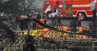 بالصور.. ارتفاع حصيلة ضحايا انفجار مصنع الألعاب النارية فى إندونيسيا إلى 47 قتيلا