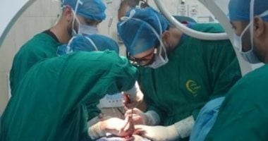 صحة السويس : لأول مرة إجراء عملية تثبيت فقرات بالمستشفى العام