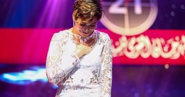 منة شلبى بعد فوزها بجائزة أفضل ممثلة: شكراً للعظماء اللى ورا الكاميرا