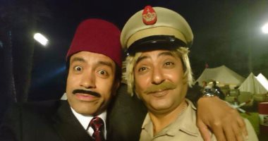 سامح حسين يشيد بكوميديا ياسر الطوبجى.. ويؤكد: "بيموتنى من الضحك"