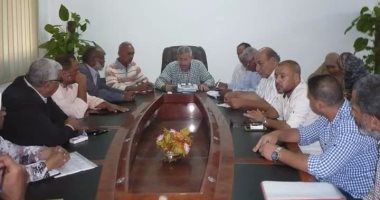 رئيس مدينة القصير يعقد اجتماعا استعدادا لمواجهة أخطار السيول
