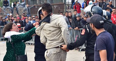الشرطة المغربية تعتقل 20 شخصاً خلال بيع تذاكر مباراة الوداد والأهلى