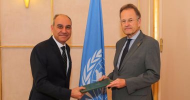 مندوب مصر بالأمم المتحدة يقدم أوراق اعتماده بالمقر الأوروبى للمنظمة الدولية