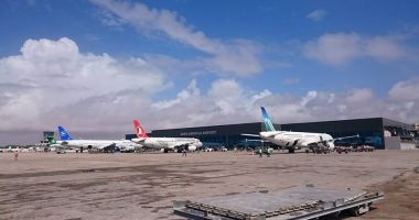 الصومال يعلق الرحلات الجوية فى مطار مقديشو الدولى 12 ساعة لأسباب فنية