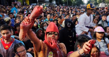 احتفالات مرعبة لمخلوقات الـ"زومبى" فى شوارع المكسيك