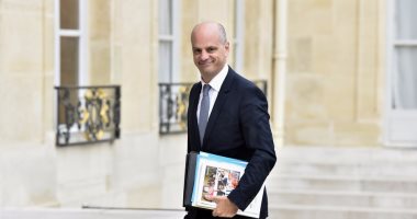 وزير التعليم الفرنسى يشيد بمنظومة "التعليم عن بعد" بعد إغلاق المدارس بسبب كورونا