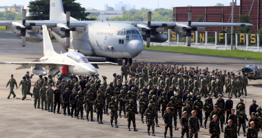 وزير الدفاع الفلبينى يوصى بإنهاء الأحكام العسكرية جنوب البلاد 