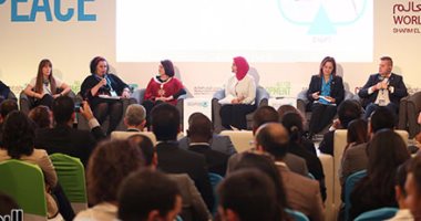 ندوة "التنمية المستدامة" بمنتدى شباب العالم بحضور وزيرة التخطيط