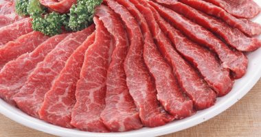 صحة الحيوان مهمة لصحتنا.. العقم والسل أمراض يسببها تناول لحم حيوانات مصابة 