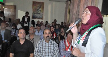 مشاركة فلسطين تجذب أنظار ضيوف مهرجان طيبة الدولى للفنون بأسوان
