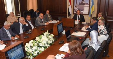 محافظ الإسكندرية يشدد على الانتهاء من خطة الإضاءة بنطاق المدينة 