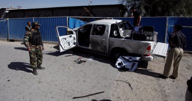 بالصور..مقتل 3 أشخاص بينهم مسئول بالشرطة فى انفجار سيارة جنوب غرب باكستان