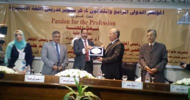 افتتاح المؤتمر الـ34 لمركز تطوير تدريس اللغة الإنجليزية بجامعة عين شمس